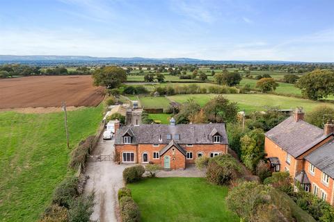 5 bedroom equestrian property for sale, Jarretts Barn, Mill Lane, Cuddington, Malpas, SY14 7BQ