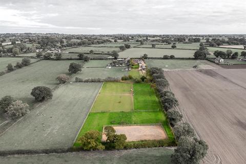 5 bedroom equestrian property for sale, Jarretts Barn, Mill Lane, Cuddington, Malpas, SY14 7BQ