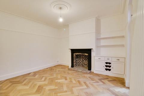 undefined, Beedell Avenue, Westcliff-on-sea, SS0