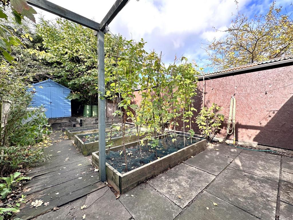 Vegetable Garden 450