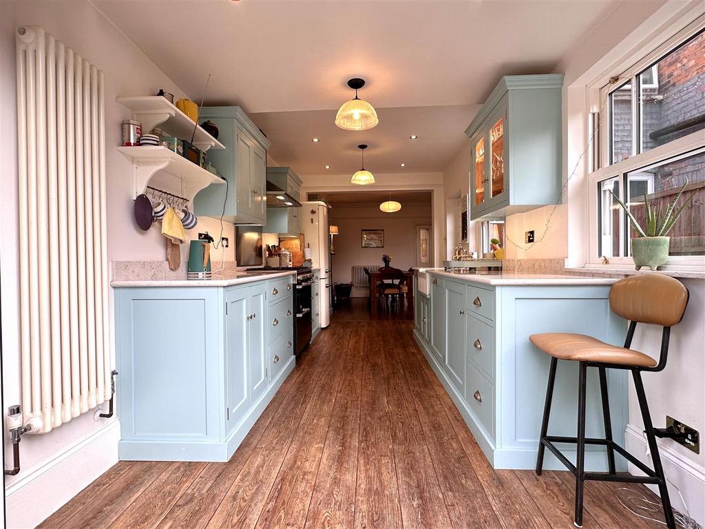 Stunning Kitchen 528