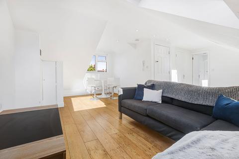 1 bedroom flat for sale, Gordon Road, London W13