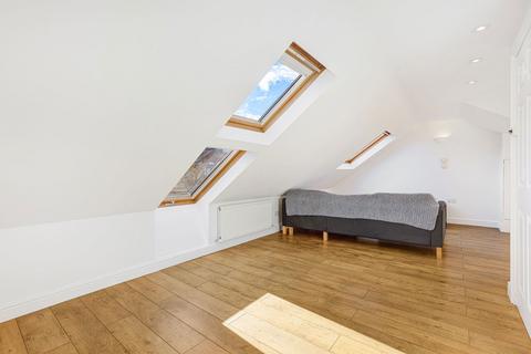 1 bedroom flat for sale, Gordon Road, London W13