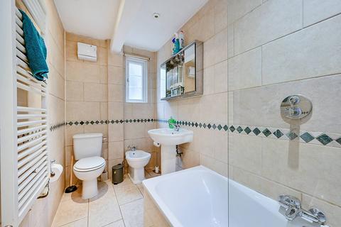 2 bedroom maisonette for sale, Uxbridge Road, Ealing, London, W5