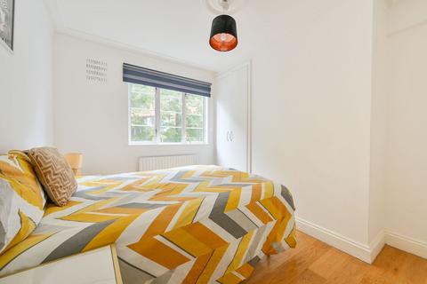 Uxbridge Road, Ealing, London, W5