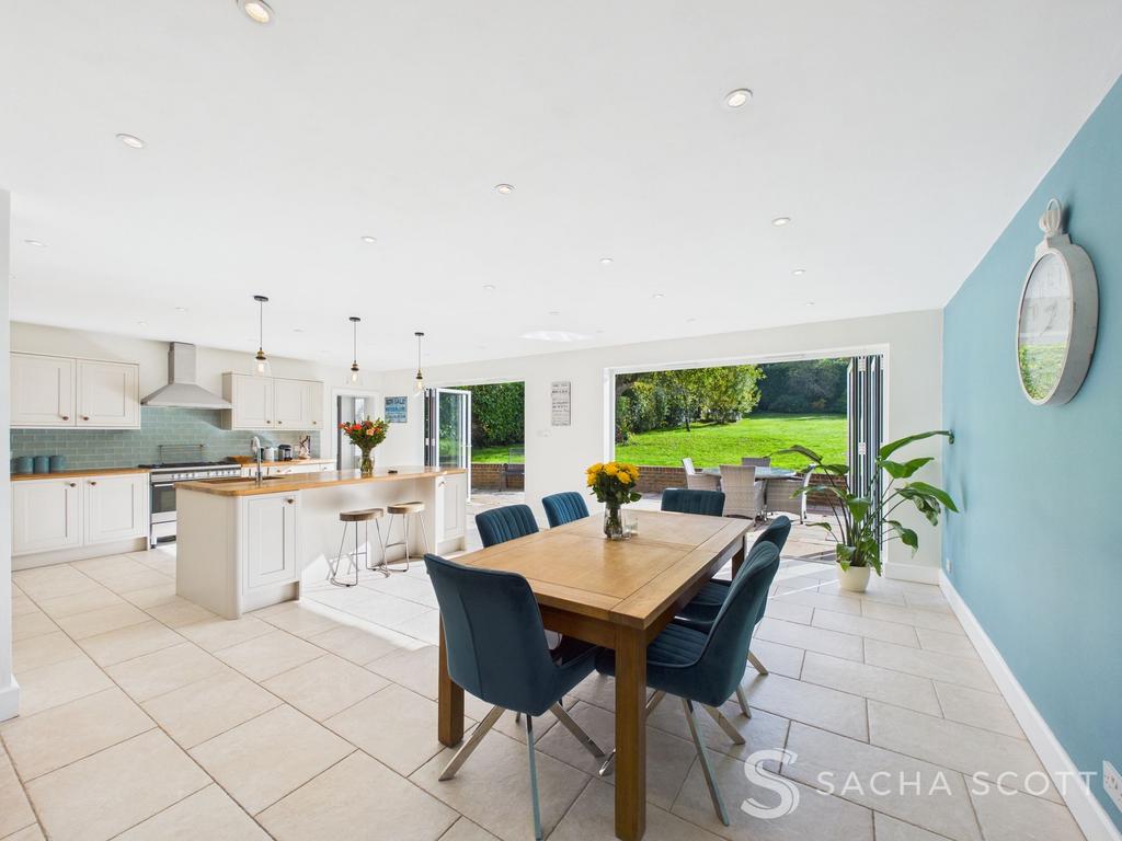 Kitchen / Breakfast / Diner