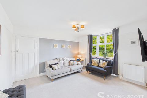 4 bedroom detached house for sale, Beacon Way, Banstead, SM7