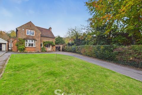 undefined, Beacon Way, Banstead, SM7