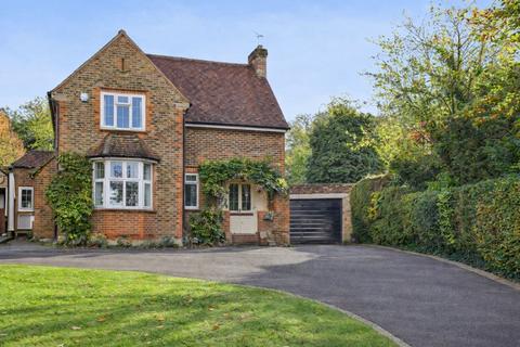 undefined, Beacon Way, Banstead, SM7
