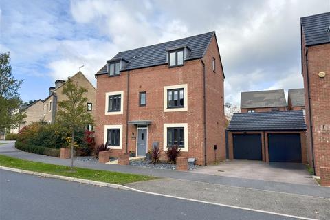 4 bedroom detached house for sale, Balmoral Close, St. Crispin, Northampton NN5