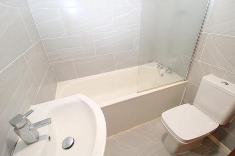 1 bedroom apartment for sale, Scotfield Court, Stopsley, Luton, Bedfordshire, LU2 8JL