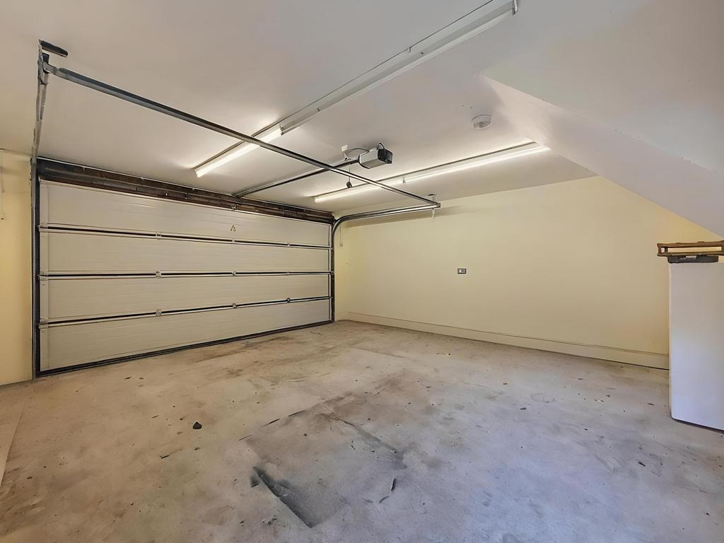Doulbe Garage