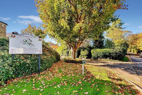undefined, Forestdale, Croydon CR0