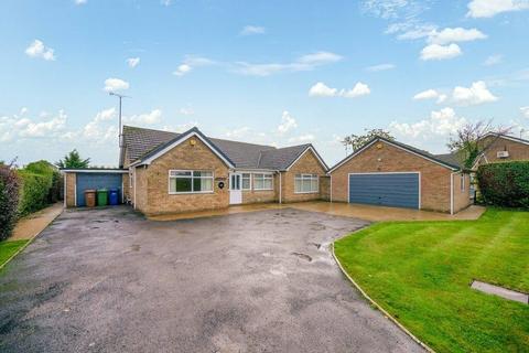 3 bedroom detached bungalow for sale, Old Lynn Road, Walsoken, Wisbech, Cambridgeshire, PE14 7AJ