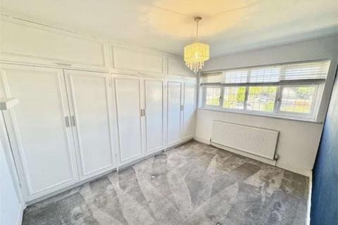 3 bedroom house to rent, RM11