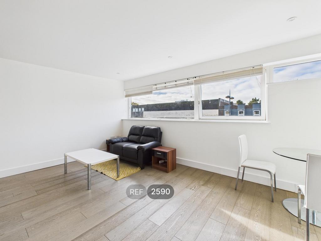 Kitchen / Living area
