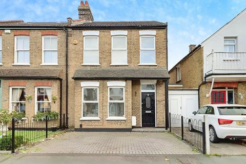 undefined, North Avenue, Southend-on-sea, SS2