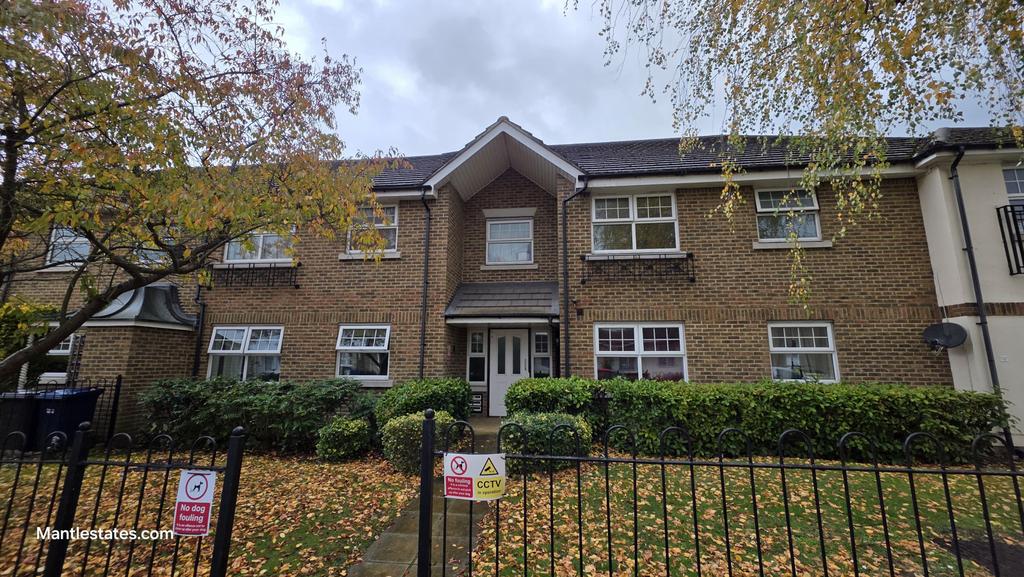2 bed flat to rent Lancaster Road, Barnet EN4