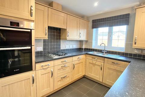 1 bedroom in a house share to rent, Room 4, 37 Galingale View, Newcastle Under Lyme ST5