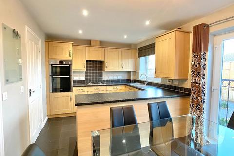 1 bedroom in a house share to rent, Room 4, 37 Galingale View, Newcastle Under Lyme ST5