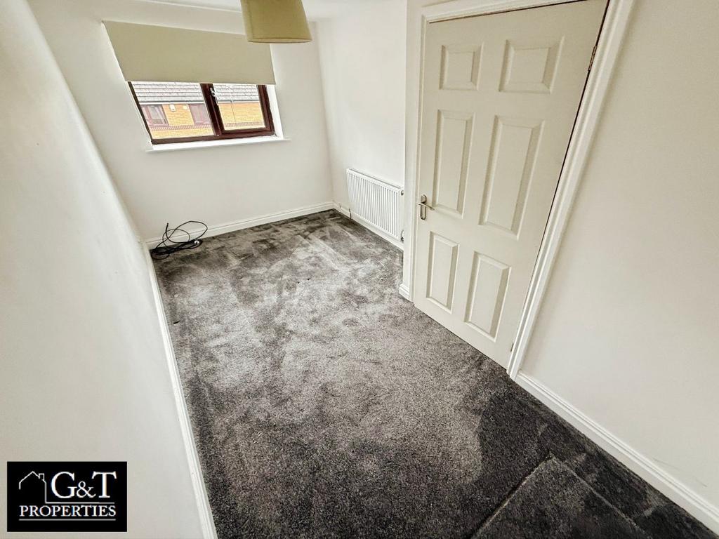 2nd Bedroom
