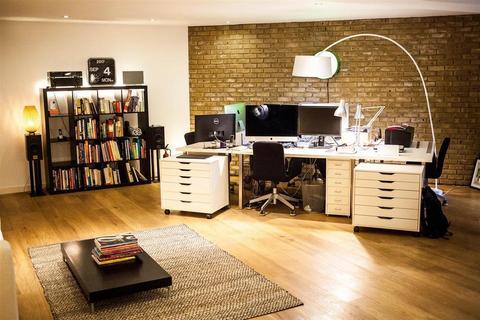 Office to rent, 1 Shelford Pl London N16 9HS