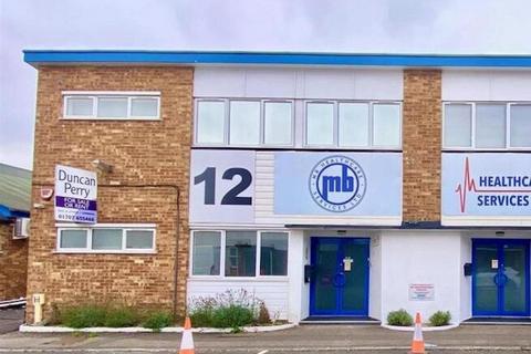 Industrial development to rent, 12-14 Station Clos Potters Bar EN6 1TL