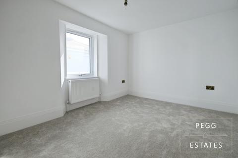 2 bedroom end of terrace house for sale, Princes Street