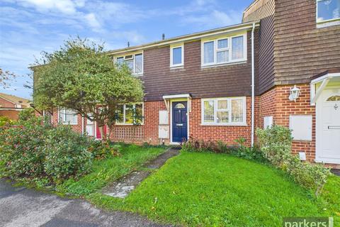 3 bedroom terraced house for sale, Felixstowe Close, Reading RG6