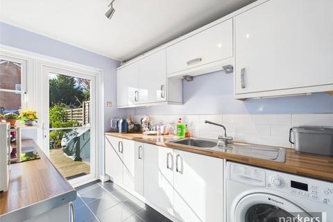 3 bedroom terraced house for sale, Felixstowe Close, Reading RG6