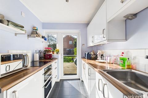 3 bedroom terraced house for sale, Felixstowe Close, Reading RG6