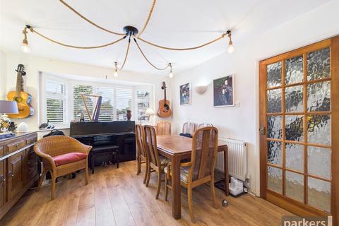 4 bedroom semi-detached house for sale, Glendevon Road, Reading RG5
