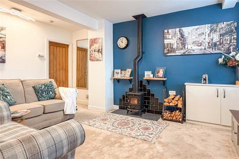 undefined, Kirby Avenue, Chadderton, Oldham, Greater Manchester, OL9