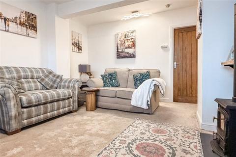 undefined, Kirby Avenue, Chadderton, Oldham, Greater Manchester, OL9