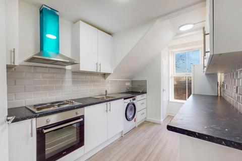 3 bedroom apartment to rent, N7