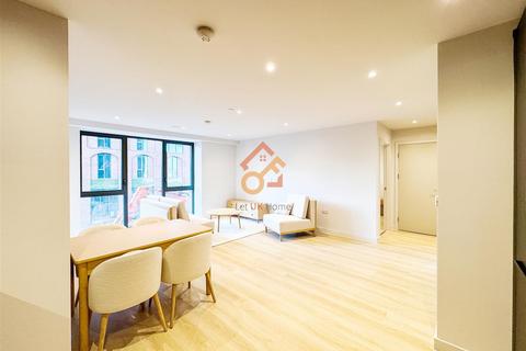 2 bedroom flat to rent, Irwell House, 10 Dutton Street, Manchester M3