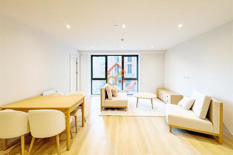 2 bedroom flat to rent, Irwell House, Waterhouse Gardens, 7 Dutton Street, Manchester M3