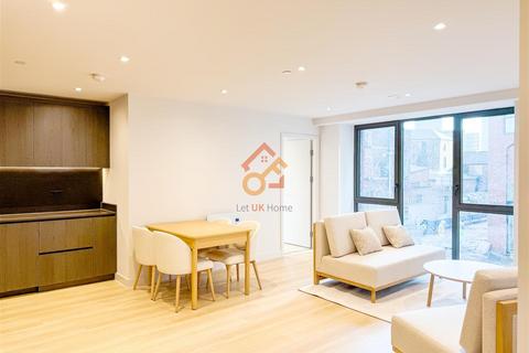 2 bedroom flat to rent, Irwell House, Waterhouse Gardens, 7 Dutton Street, Manchester M3