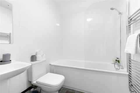 Apartment to rent, 75a Slough Road, Iver, Iver, SL0