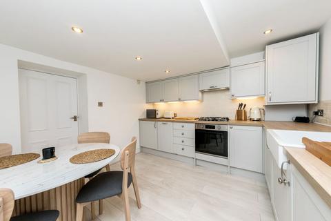 undefined, North Road, Kirkburton, HD8
