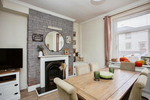 3 bedroom terraced house for sale, Mary Street, Seven Sisters, Heol y Felin, Neath, SA10 9BG, GB