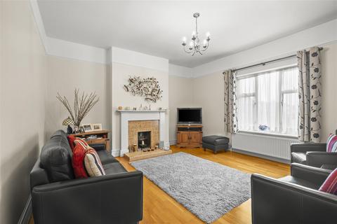 3 bedroom flat for sale, Harlesden Road, London NW10