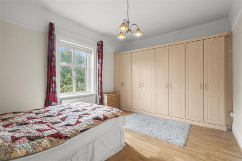 3 bedroom flat for sale, Harlesden Road, London NW10