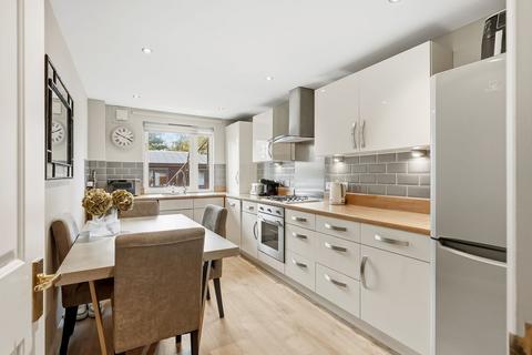 undefined, York Road, Cheam, SM2
