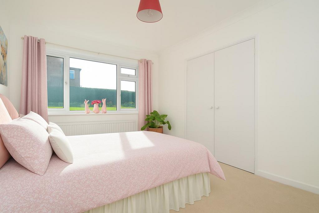 Bed1b NEW.jpg