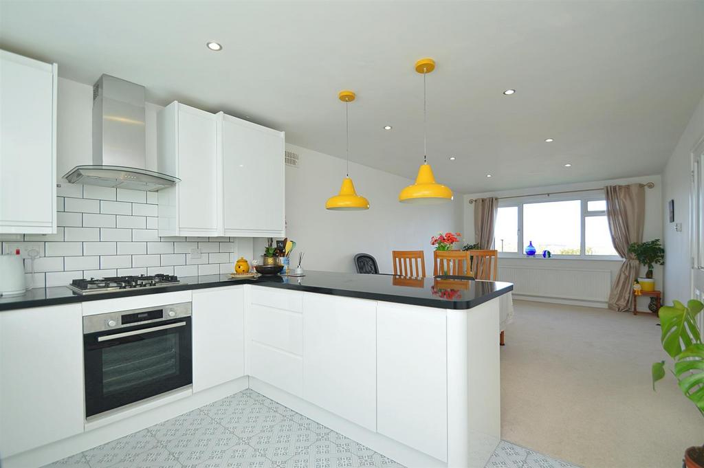 Resized Kitchen3.jpg