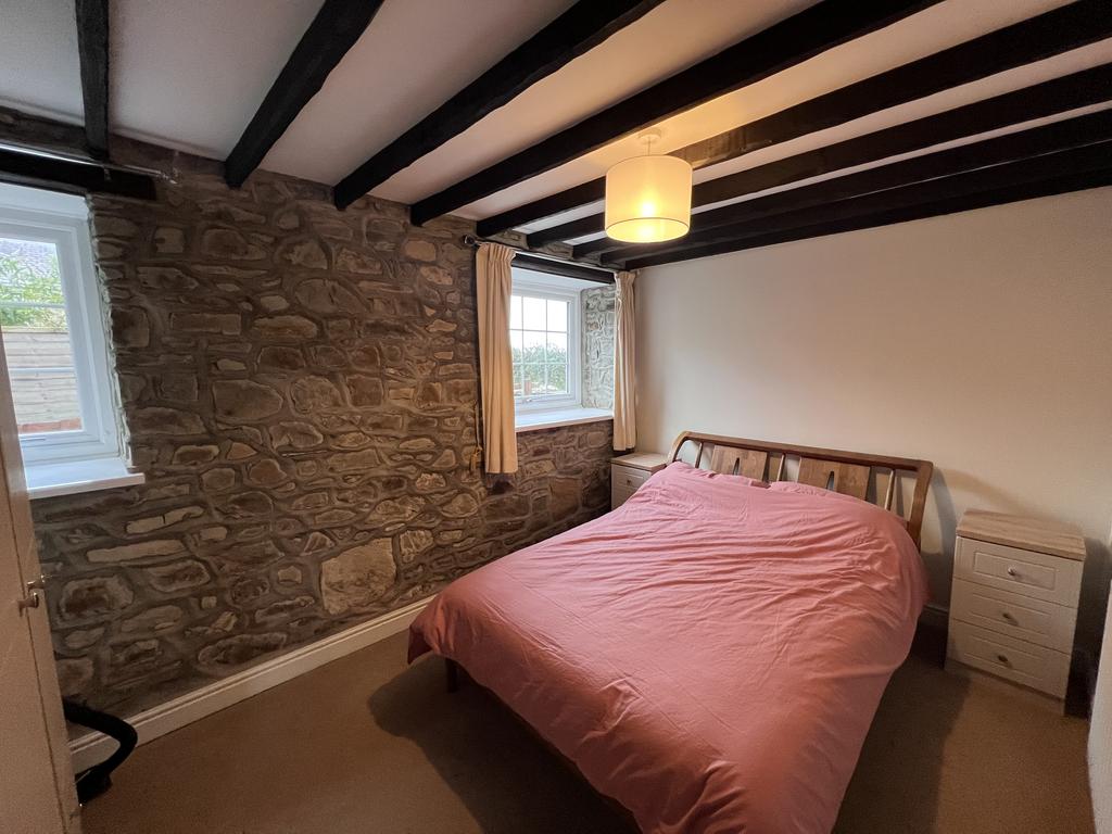 Downstairs Double Bedroom 1