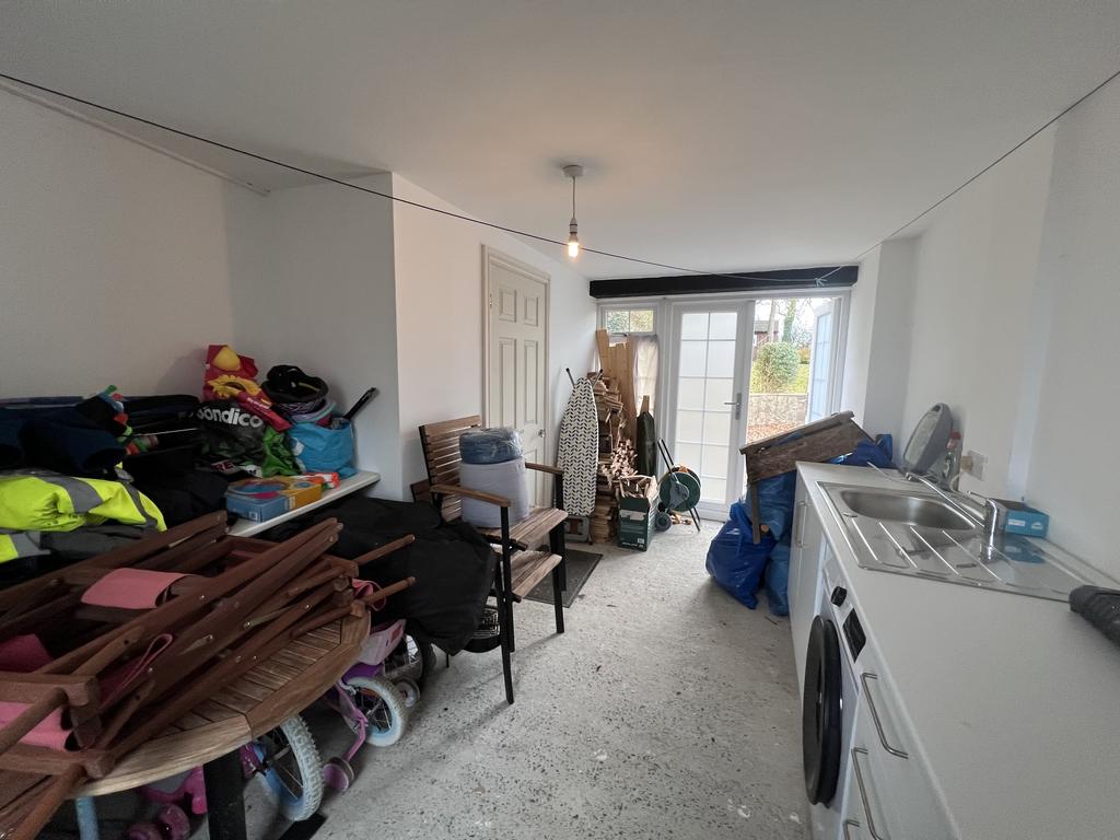 Integral Utility Room