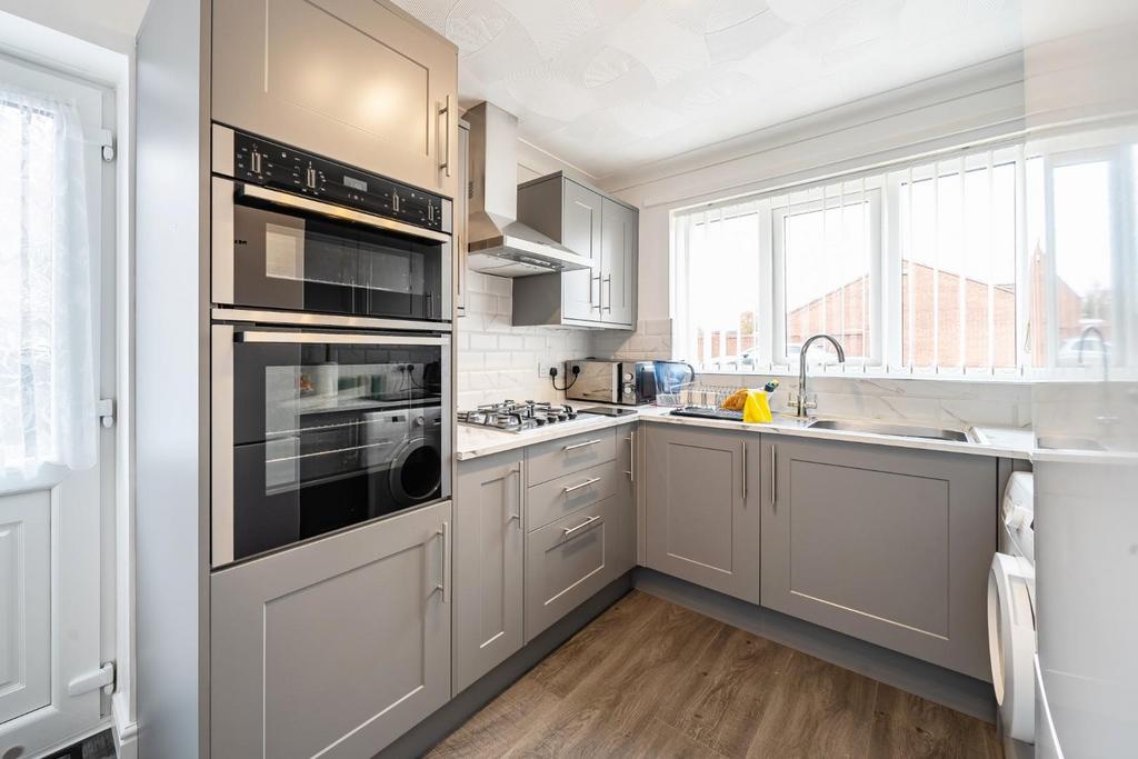 2nd view KITCHEN.jpg