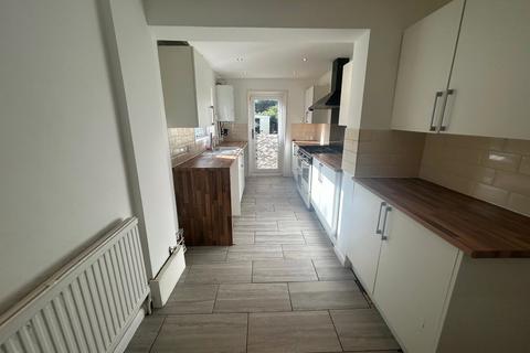 3 bedroom terraced house for sale, Sun Lane, Gravesend, Kent, DA12